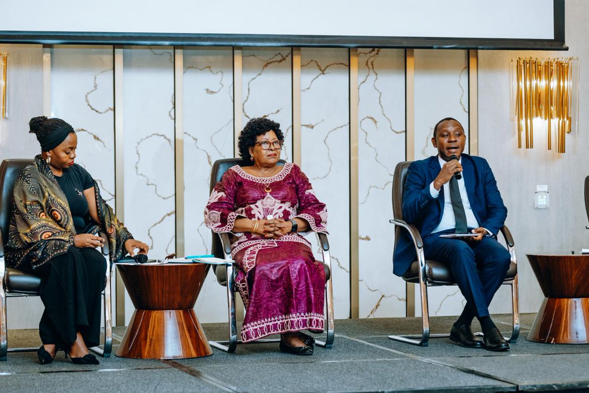 Mwaki28's tweet photo. The graduates’ representative is now in front sharing her journey, and you can feel the emotion in the room. From where she started to where she is now. It's not just a story, it’s a transformation.
Cc: @G_MachelTrust
 #WCWTanzania | #GracaMachelTrust https://t.co/NsUiAmZBpz