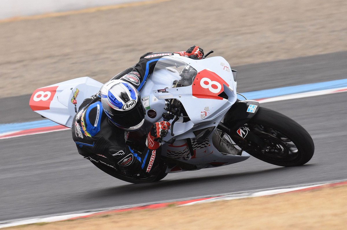toshikisenda95's tweet photo. 全日本ロードレースRound zero test

FP1-P2
FP2-雨のため走らず☔

試したい事がまだまだ沢山ありますが、レースまでにまとめられる様、積み上げていきます！

#secompetition #kushitani #arai #wakos #rkchain https://t.co/OYbYSv8rCc