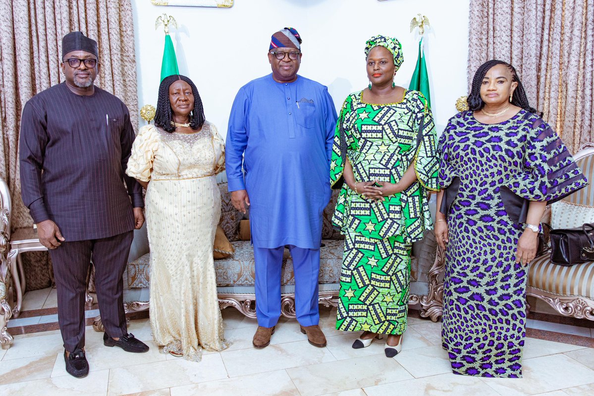 Techeconomy tweet media