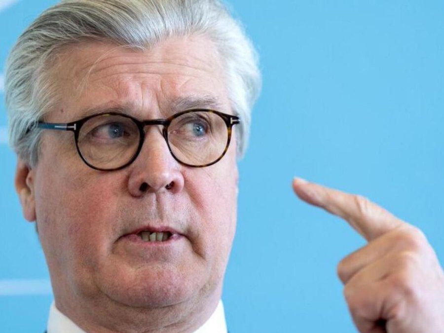 BELLA CALEDONIA tweet media