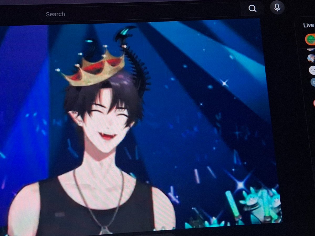 senna :P tweet media