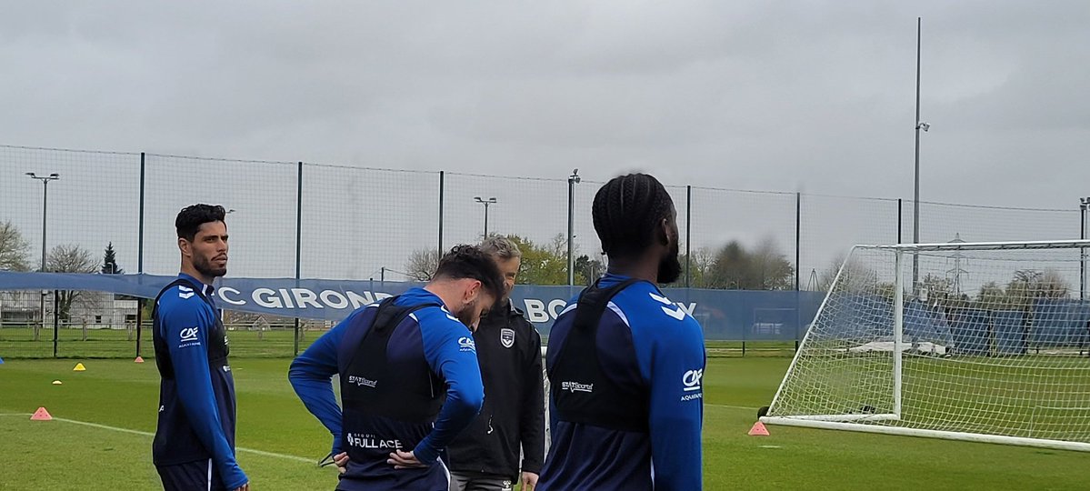 PassioNey 💙🤍 tweet media