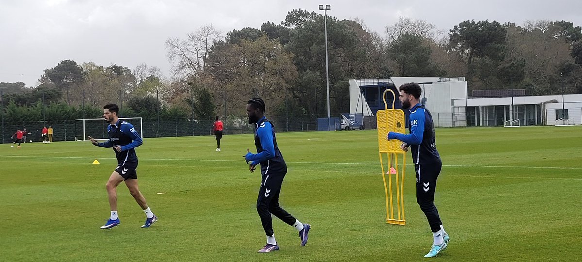 PassioNey 💙🤍 tweet media