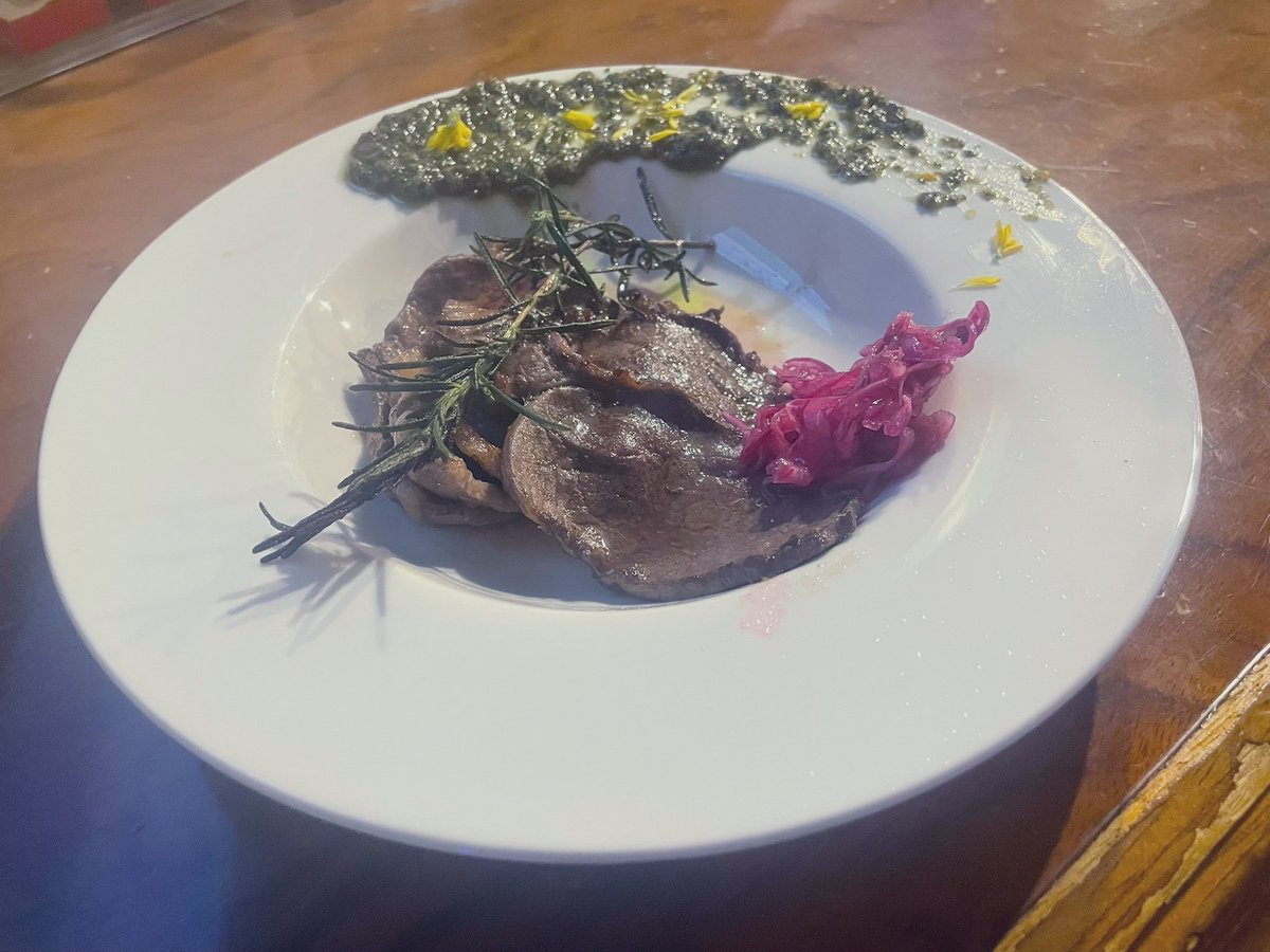 rurumina_'s tweet photo. 鹿肉〜！うますぎて馬🥹コース料理を食べた後の満足感
るんさんご馳走様でした！🙇‍♂️ https://t.co/7lrXoJb7Cw