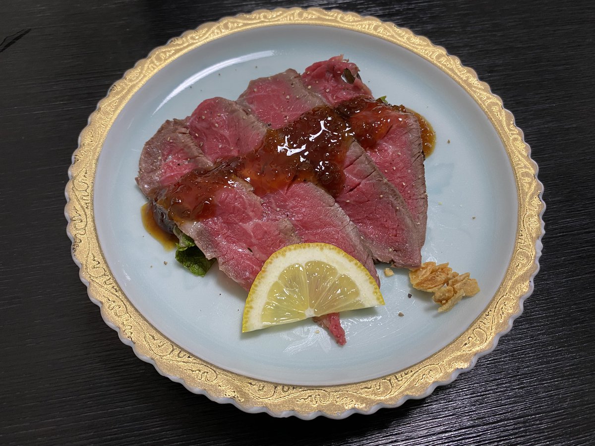 アート tweet media