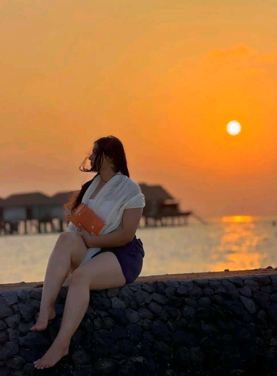 Hoorain Jannat tweet media