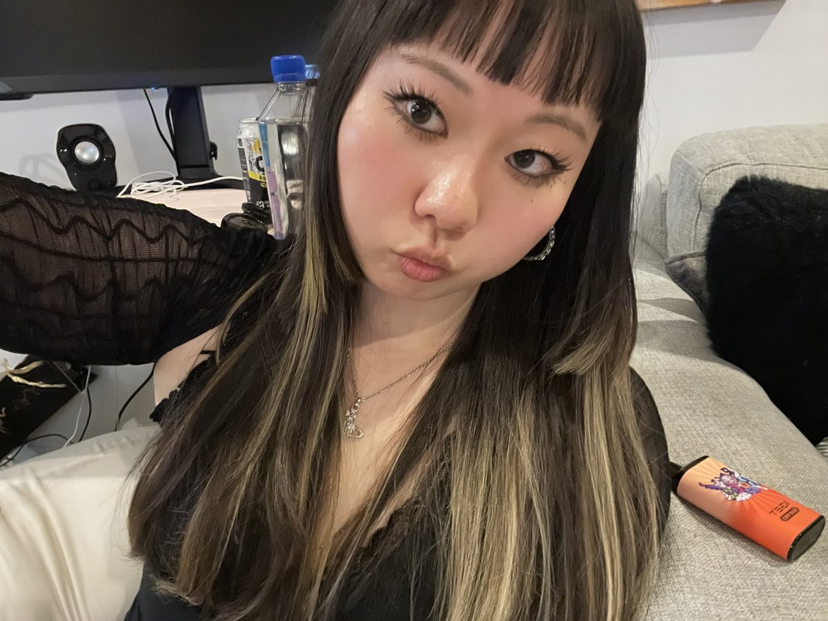 a *·˚ ༘♡ tweet media