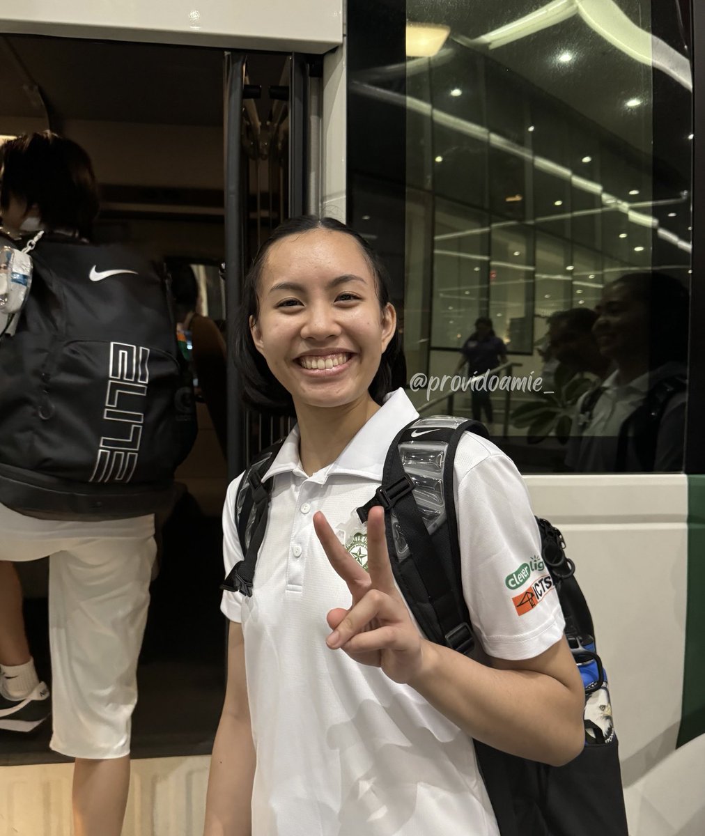 Em Provido #BIGBANGxMAMA 👑 #WELCOMEBACK_2NE1 ♥️♠️ tweet media