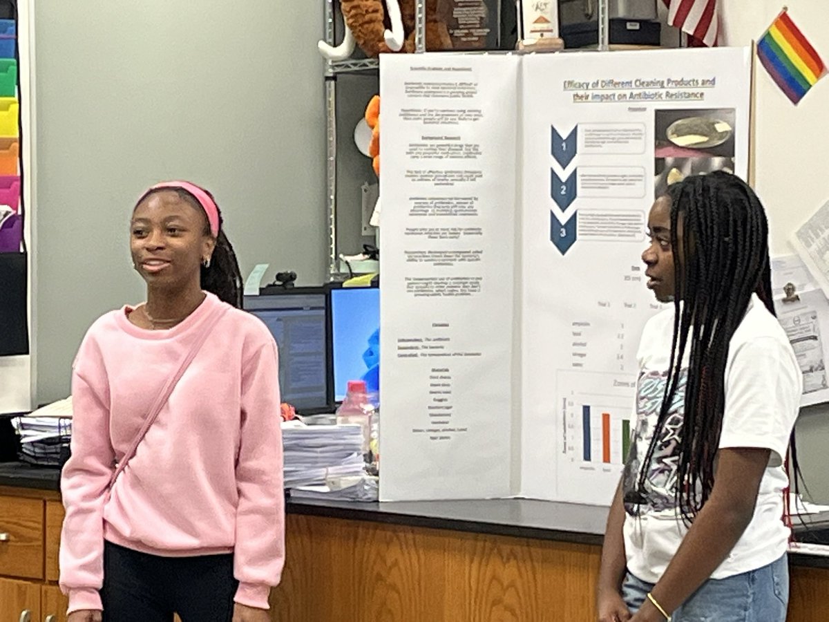 Shannon E. Kelly tweet media