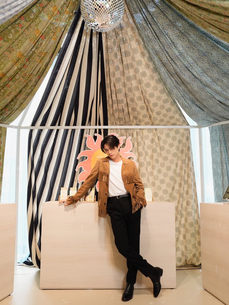 ʏᴏᴊɪ ᴢɪᴘ tweet media