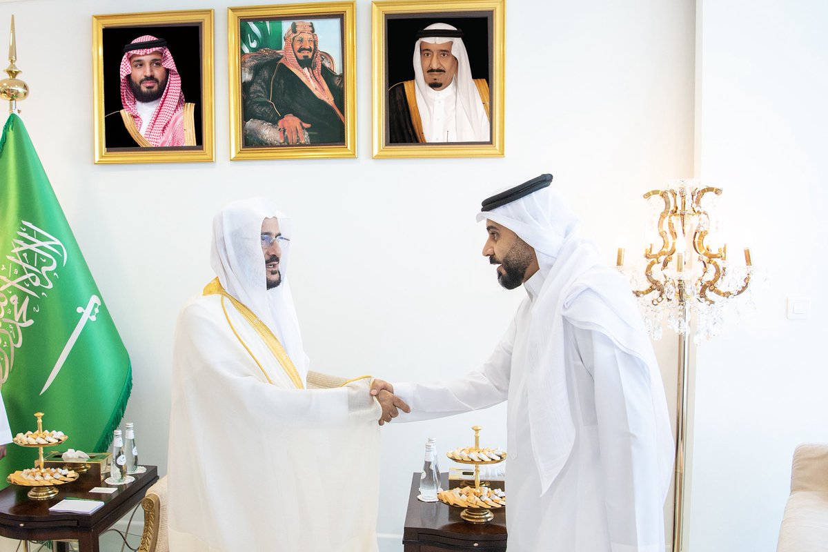 Saudi_Moia's tweet photo. أقامت وزارة الشؤون الإسلامية والدعوة والإرشاد حفل المعايدة السنوي لمنسوبيها بمناسبة عيد الفطر المبارك، صباح اليوم الأربعاء 6 شوال للعام 1447هـ، وذلك بمقر الوزارة في الرياض، بحضور معالي الوزير الشيخ الدكتور عبداللطيف بن عبدالعزيز آل الشيخ، وعدد من الوكلاء ومنسوبي الوزارة، حيث تبادل الجميع التهاني بهذه المناسبة المباركة، سائلين الله أن يديم على وطننا وقيادتنا نعمة الأمن والرخاء.

#الشؤون_الإسلامية

https://t.co/lhQidwyGaJ