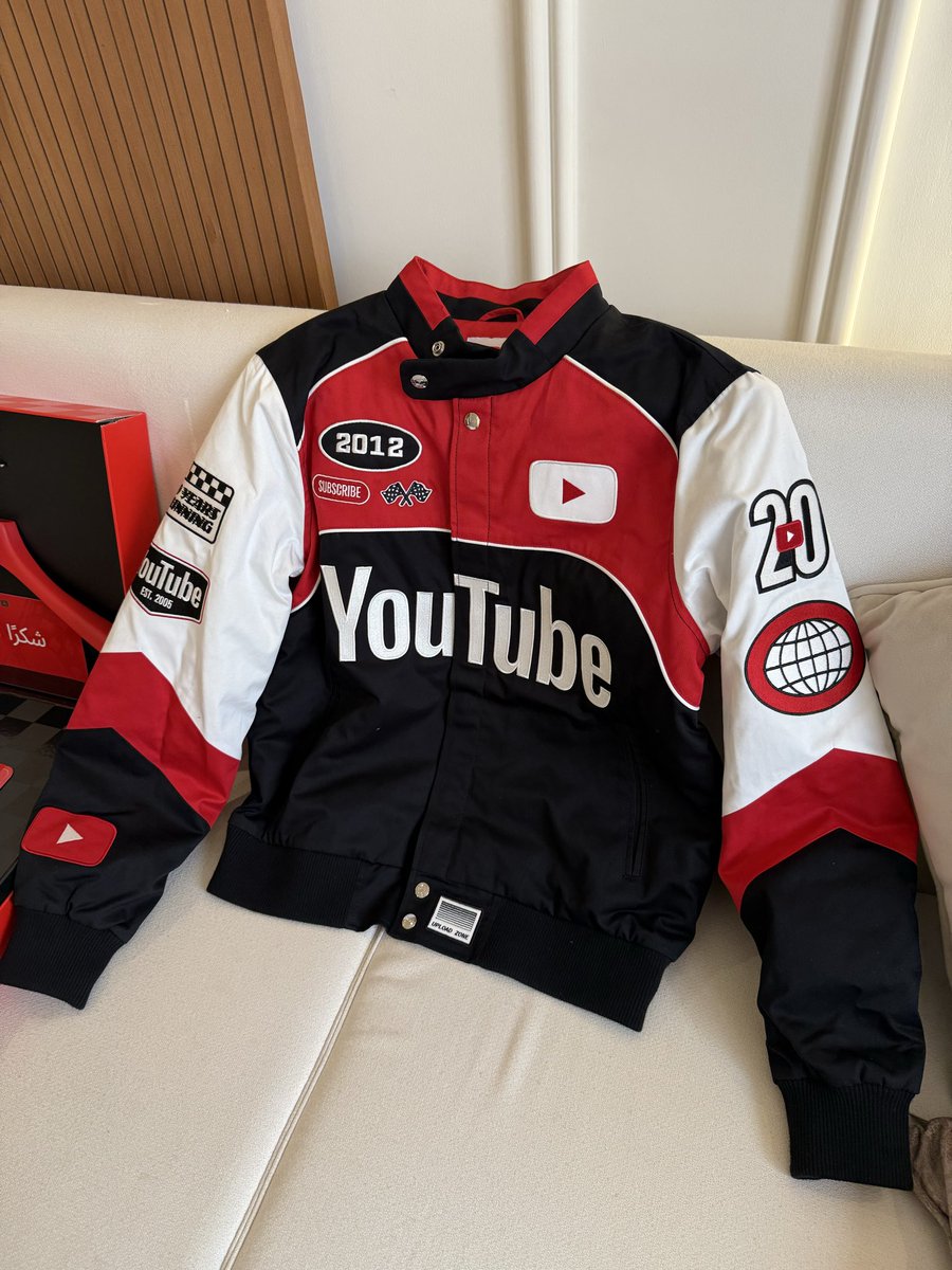 POWR SHoNgxBoNg tweet media