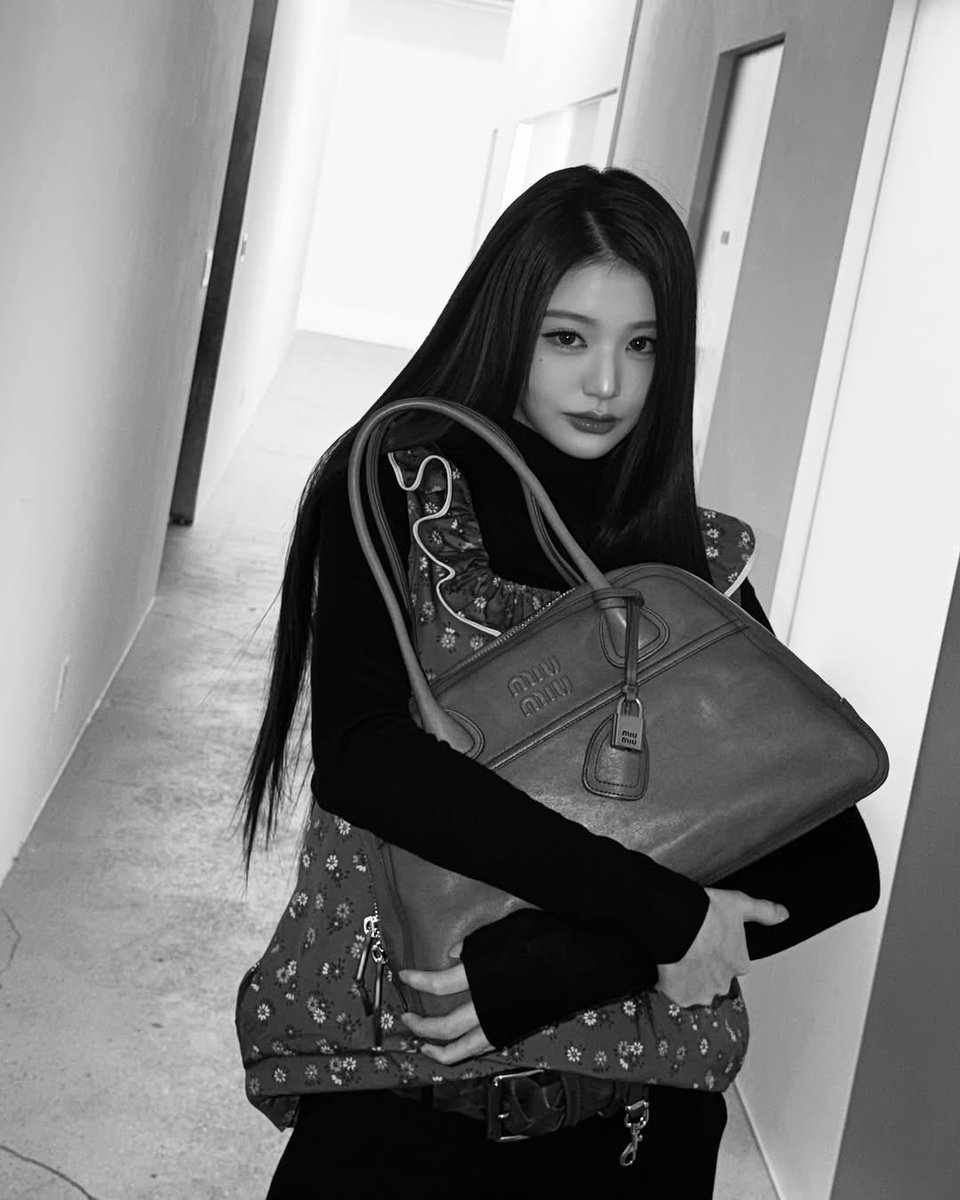 ive pics tweet media