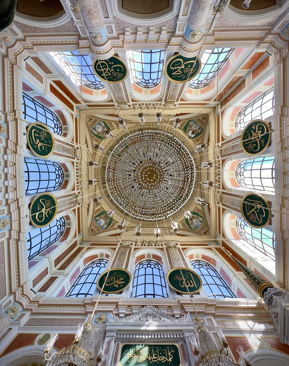 İstanbul Camileri tweet media