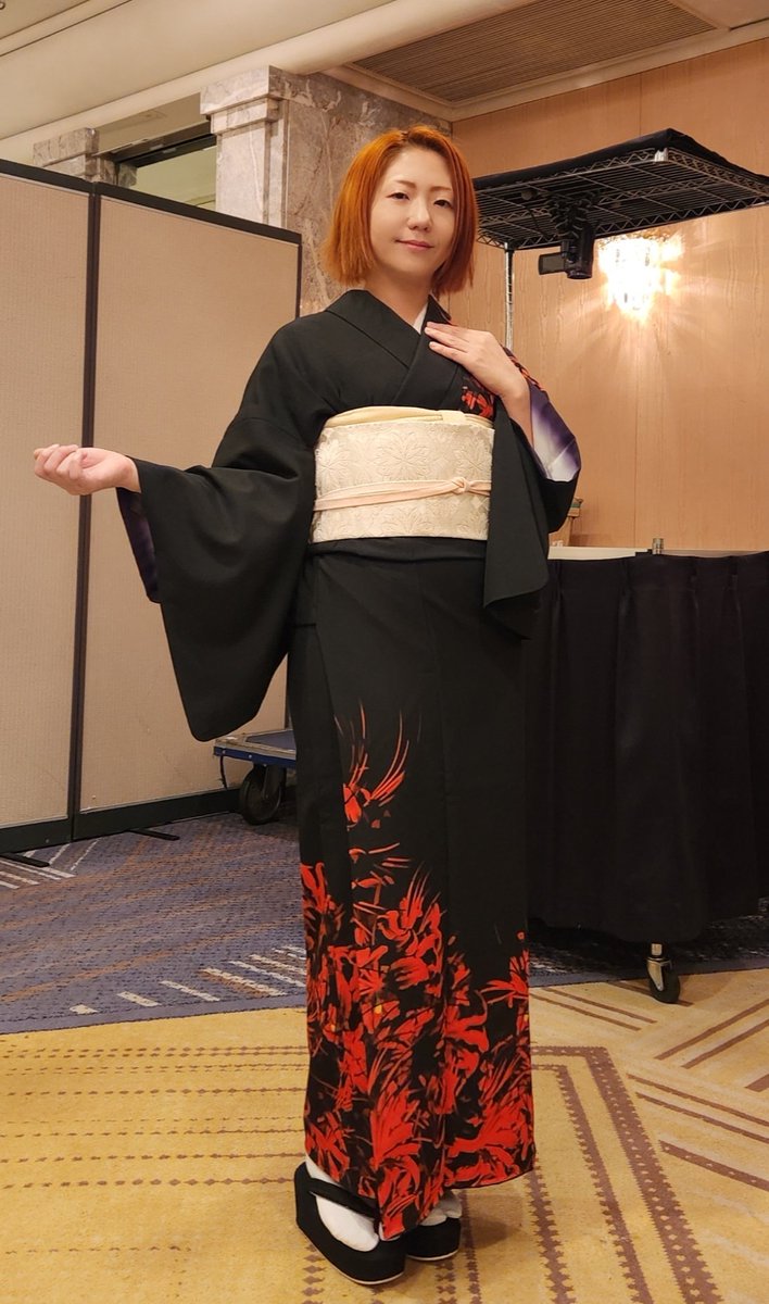saonmujou's tweet photo. チケット代のお支払は当日会場にてお願いします。現金、各種カード、コード決済OK。
公演時間は途中の20分休憩含めて2時間半となります。公演後は１時間の交流会あり(参���は任意•参加費無料、１オーダー制)
普段は案件の活動で皆さんと直に会える機会がほぼ無いのでフォロワーさんは何卒…！ https://t.co/vfLmmSTa6B