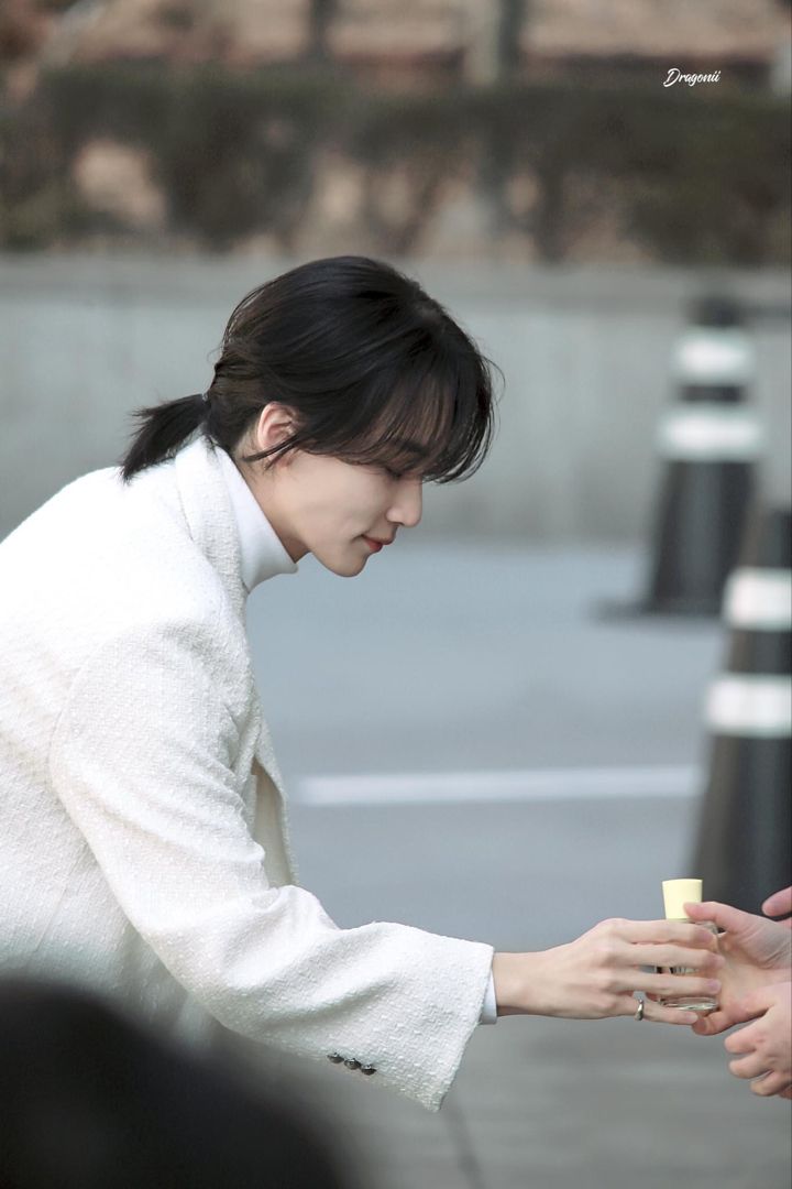 Mode wamil
Mode rambut pendek
Mode rambut panjang

Semua bisa asal, 💥YOON JEONGHAN💥