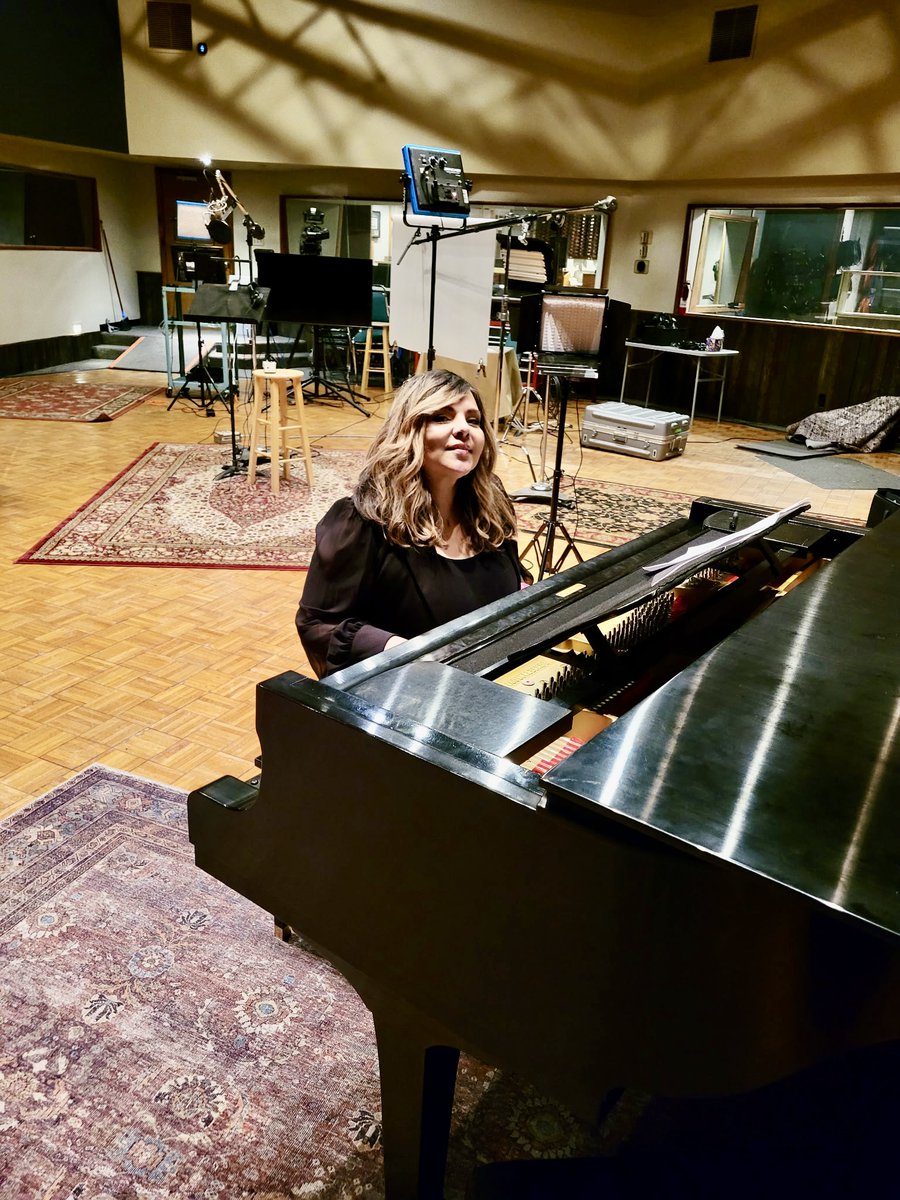 Leanette Lopez tweet media