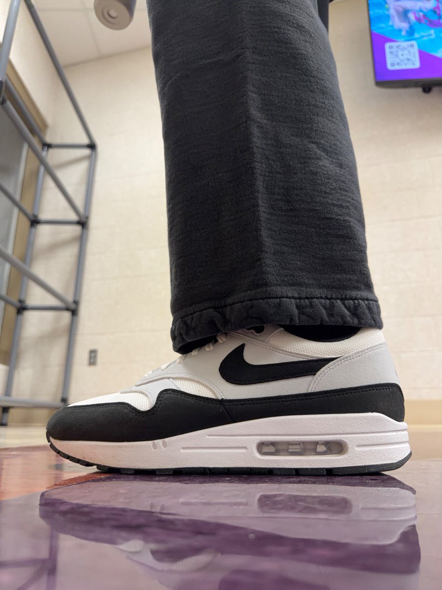 Jay_Senior24 tweet media