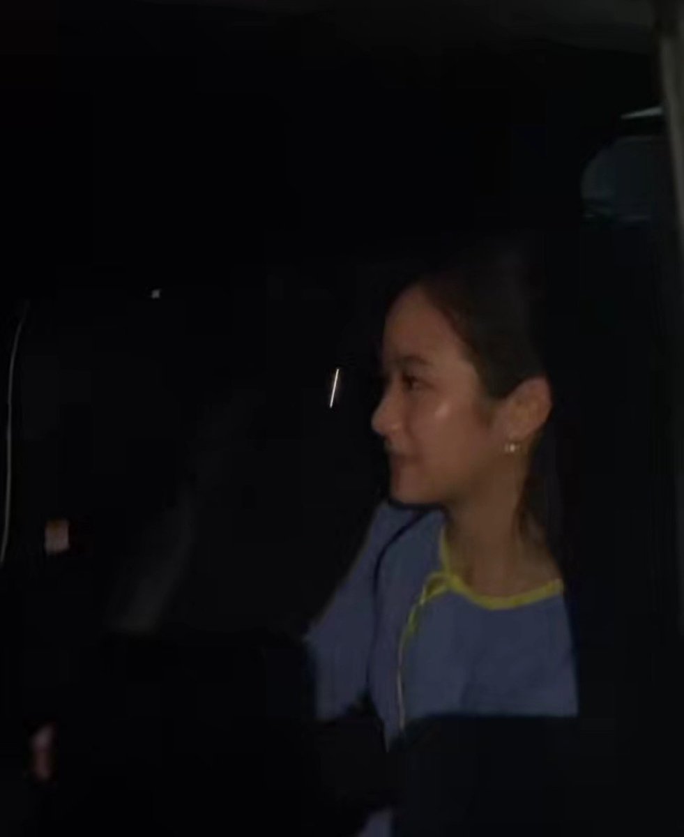 alleilele's tweet photo. 144p but you're caprice cayetano... nanlalaban parin face card grabe yon? https://t.co/CFrOhc1xBv