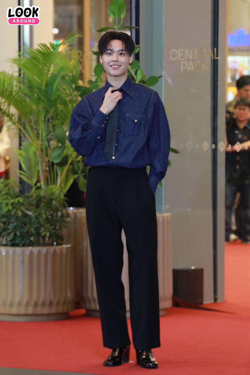 LookARound tweet media