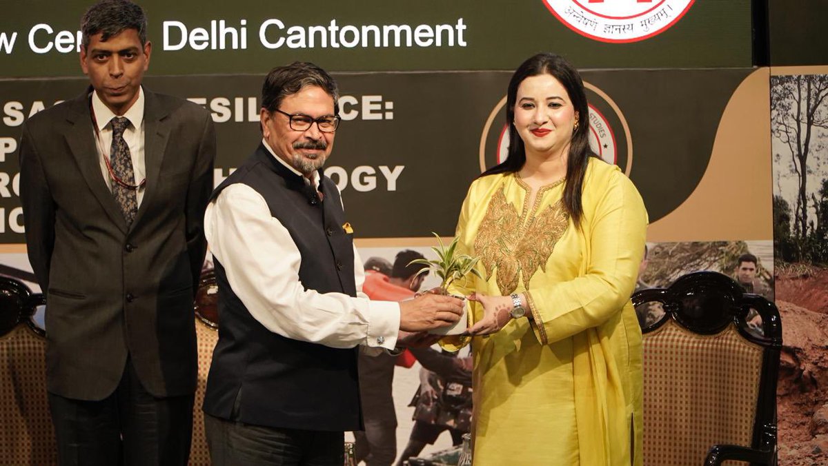 JamilSnowber's tweet image. Privileged to join as a Panelist &amp;amp; to have the opportunity to contribute in the CLAWS–NDMA Joint Symposium on 'Strengthening Disaster Resilience: Future-Proofing Armed Forces Through Technology &amp;amp; Innovation.
#ndmaindia
#DisasterResilience
#ArmedForces
#NDMA
#CLAWS