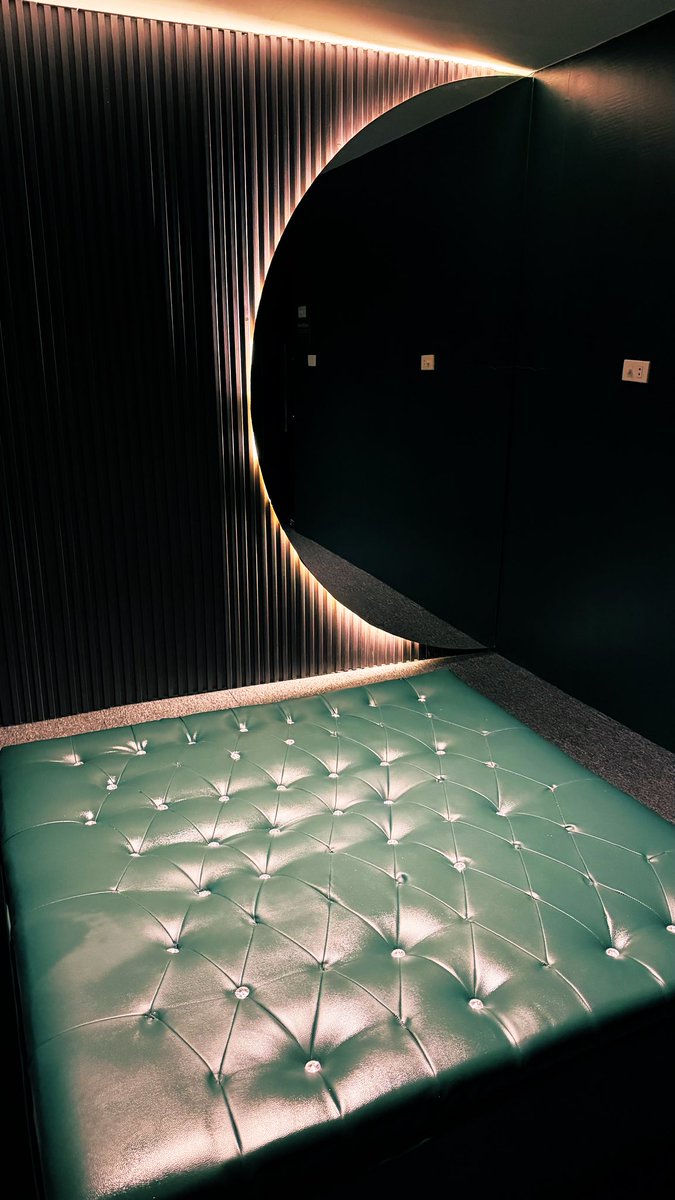 KOtZ RoN tweet media