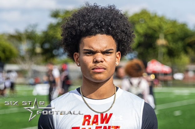 sixstarfootball's tweet photo. Buckeye Breakdown: 10 Ohio Prospects We’re High On for 2026

📈Ohio Focus...10 Recruits We Love Heading into the 2026 Cycle🔥

STORY▶️https://t.co/DDvPZazU0A

@domc_13 @duked1athlete @NileKnutson @KahlilD8 @carlosgordonjr @Hezikiah1882284 @Greg_Lawrence3 @patrickobr_ @Manny3Patterson @JasonWalkerfb