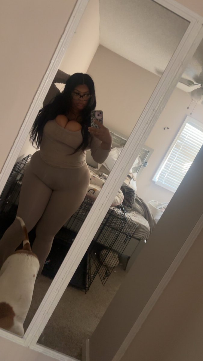 Domimami6999's tweet photo. Meets in Virginia BEACH
25% off content
Calls , content, sexting availableeee
 #BUYINGCONTENT #sellingcontent   #nudes #nsfw #leak #nsfwtwt #leaks #of #onlyfans #horny #slut #selling #sellingcontent #buying #buyingcontent https://t.co/TIIknS9QlH