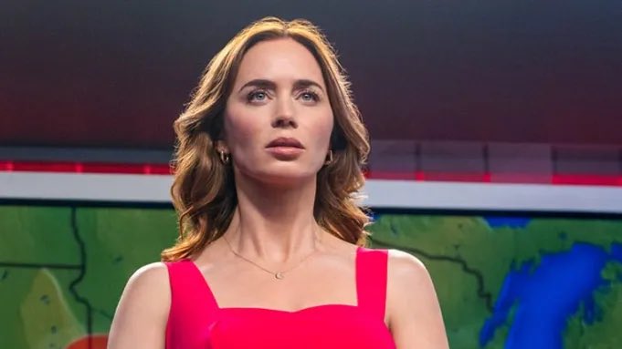 Deadline tweet media