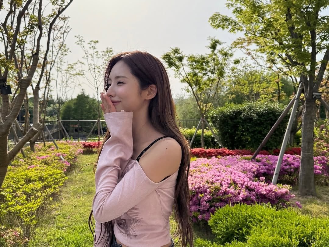 Lovingher tweet media