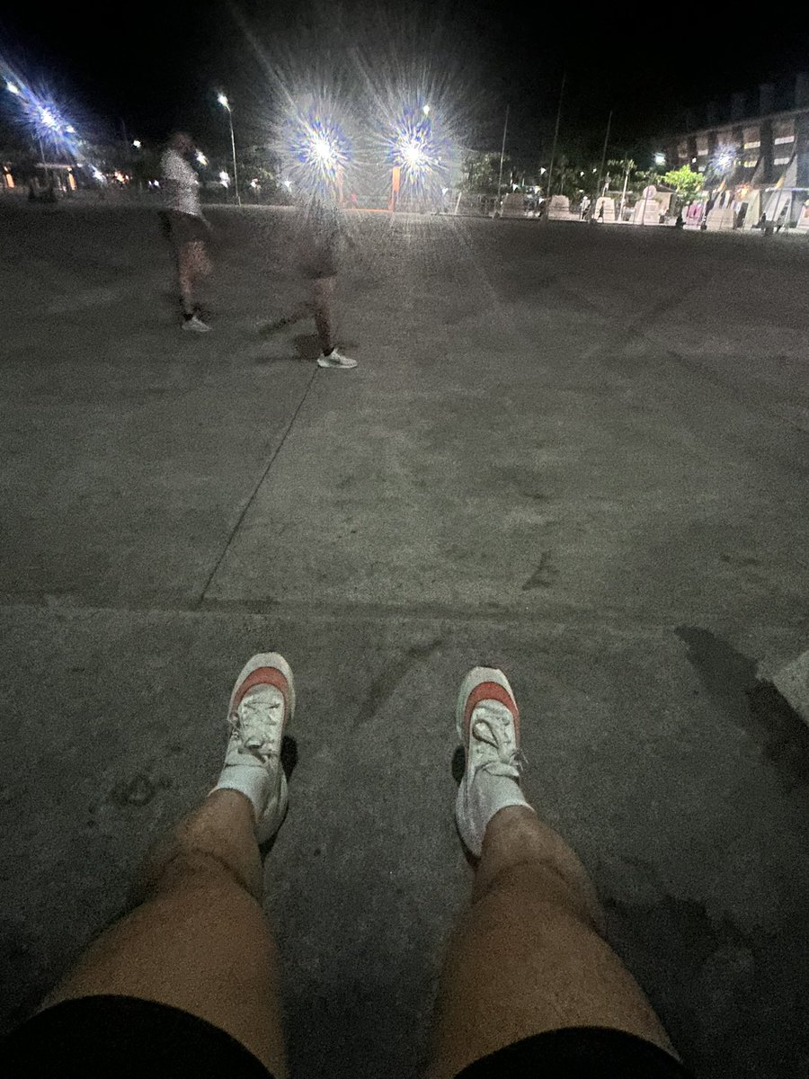 konsi bry tweet media