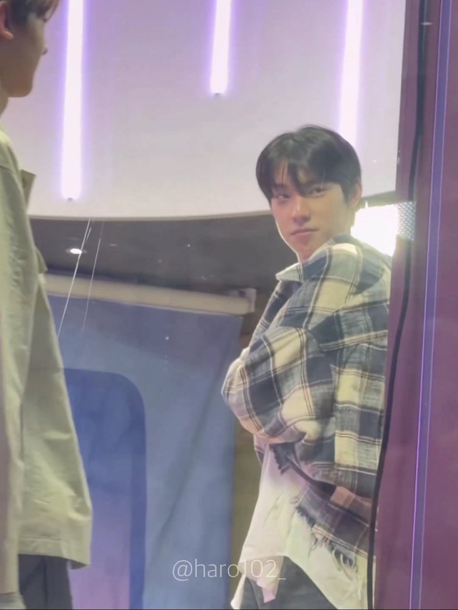 올리.. tweet media