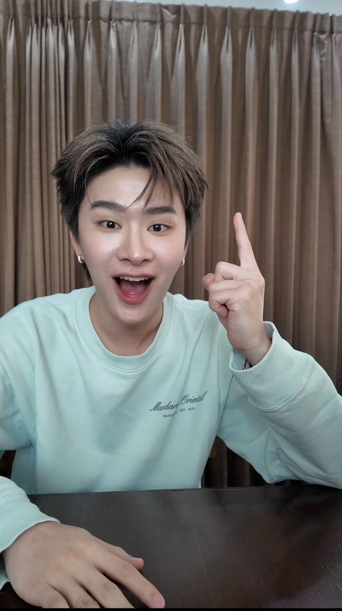 พี่สาวคนนี้เป็นติ่งตลอดไป tweet media