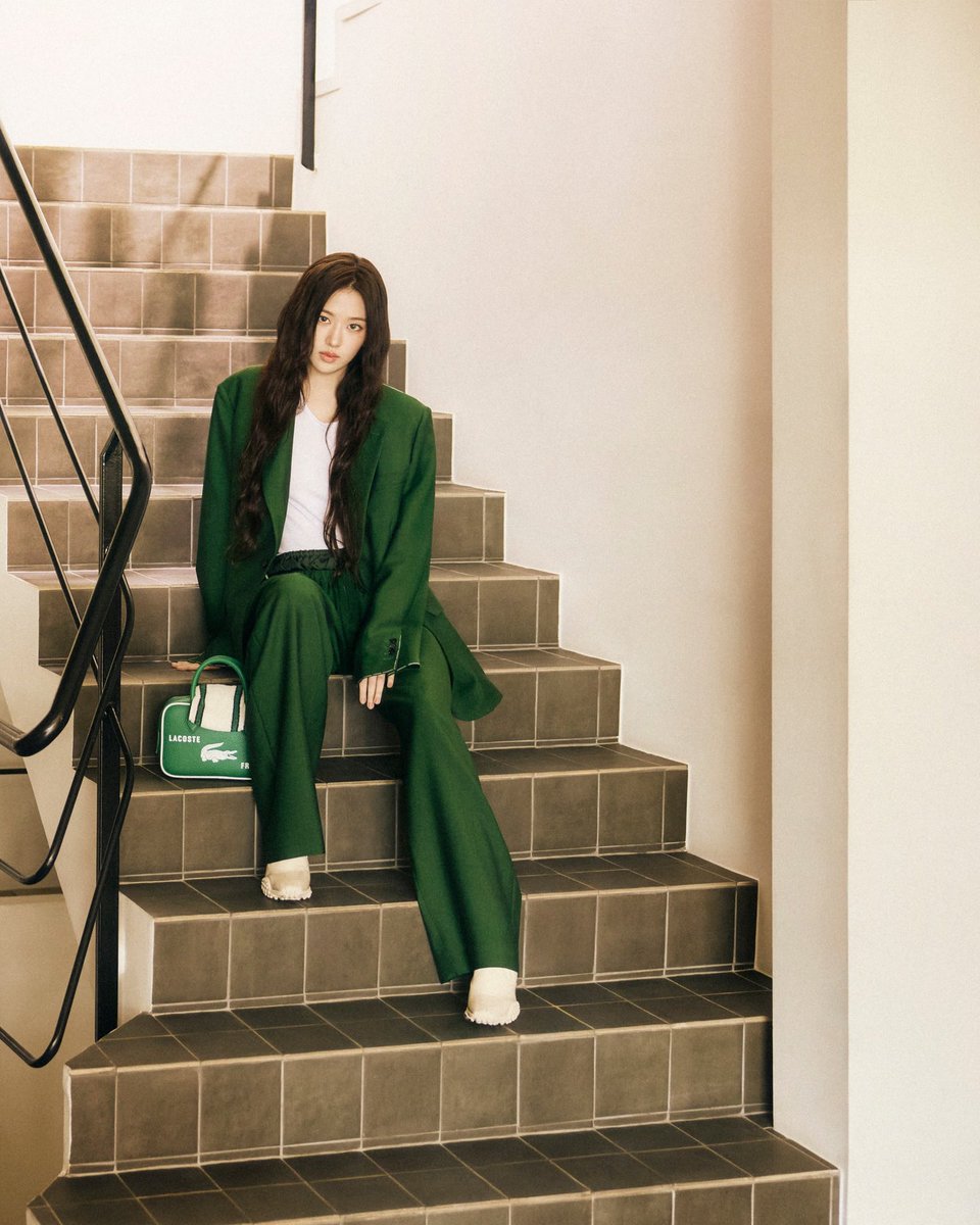 ive pics tweet media