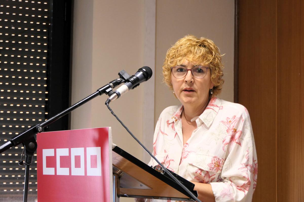 📢 CCOO pide a Mañueco memoria y responsabilidad ante la nueva etapa política en Castilla y León.
El sindicato recuerda al PP las consecuencias de los pactos con la extrema derecha en la anterior legislatura y reclama que no se repita esa experiencia. ✋🏛️
CCOO defiende una