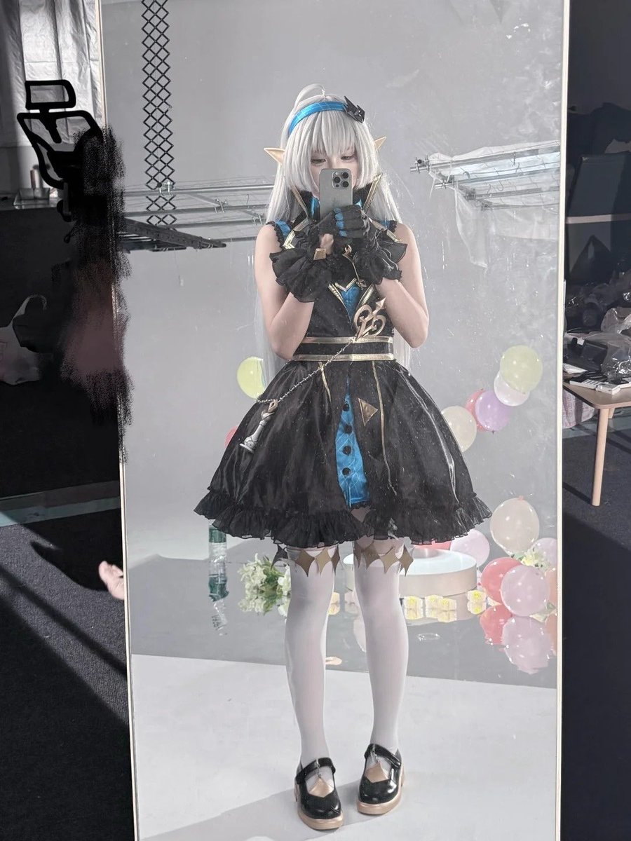 Eleanorrr019 tweet media