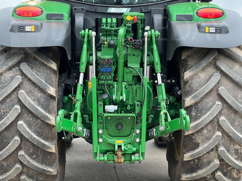 Doubleday Group tweet media