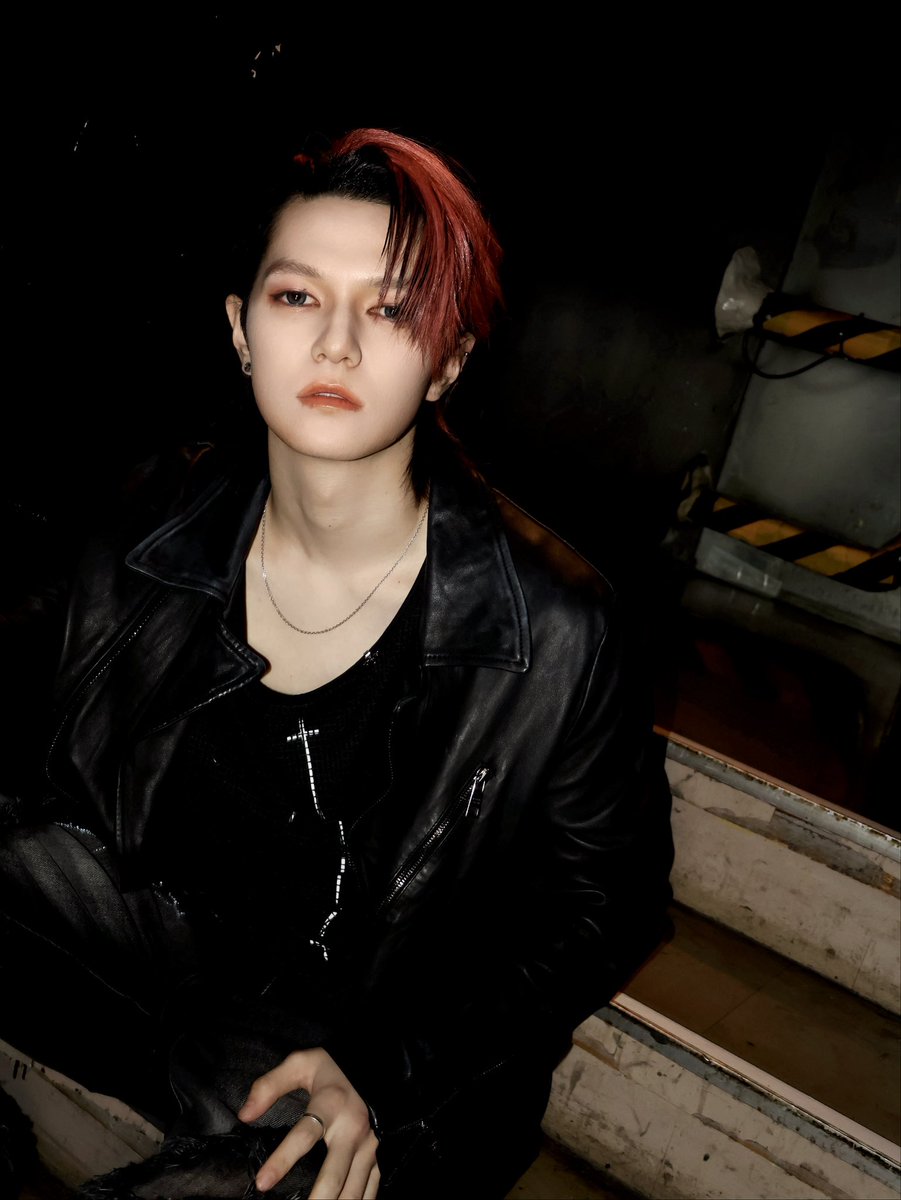 ONE OR EIGHT tweet media