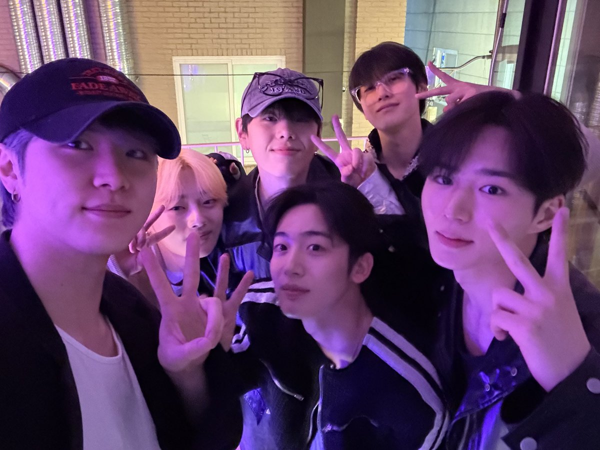 빛아이 tweet media