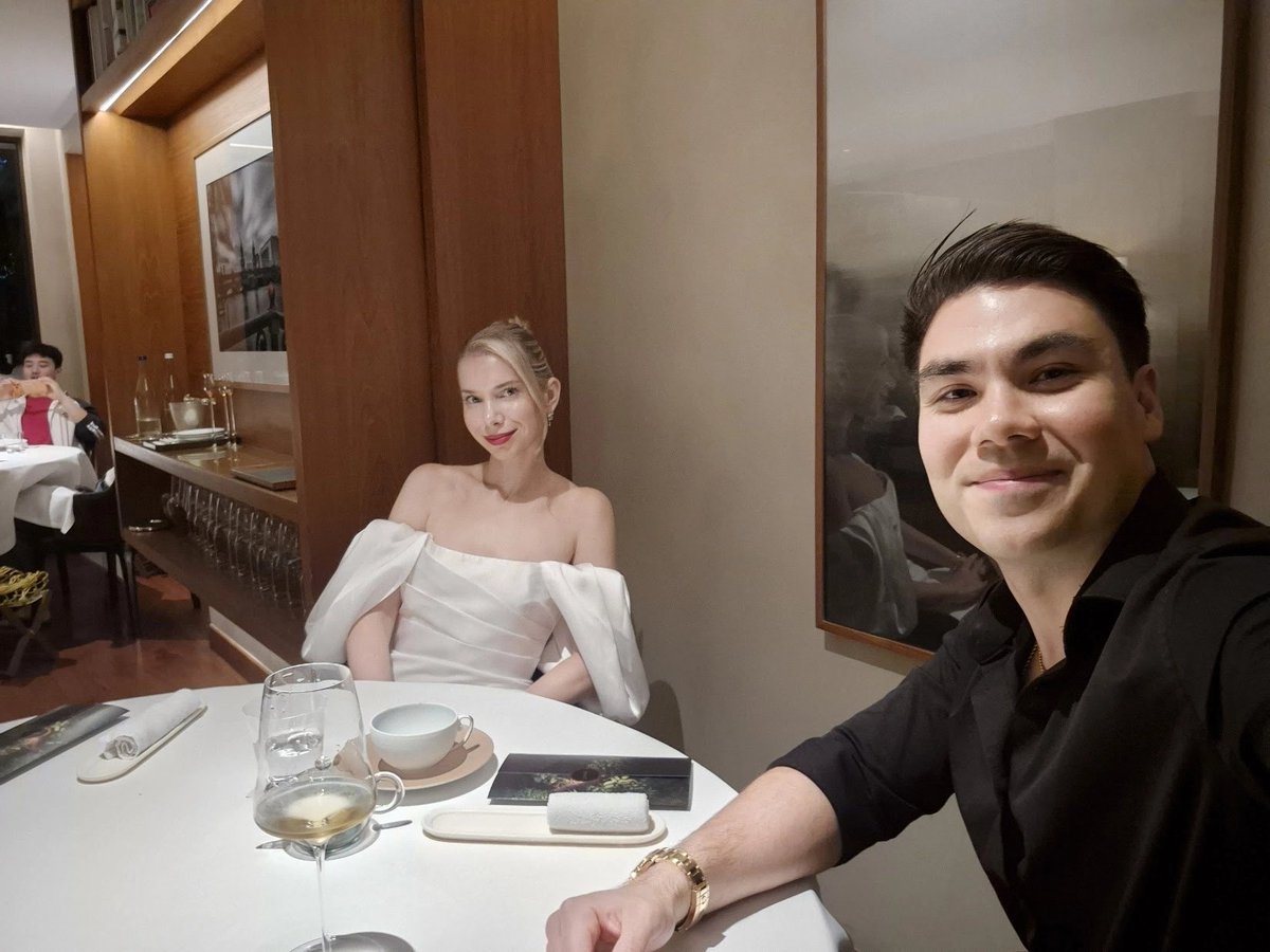 Cabin 👁️ tweet media