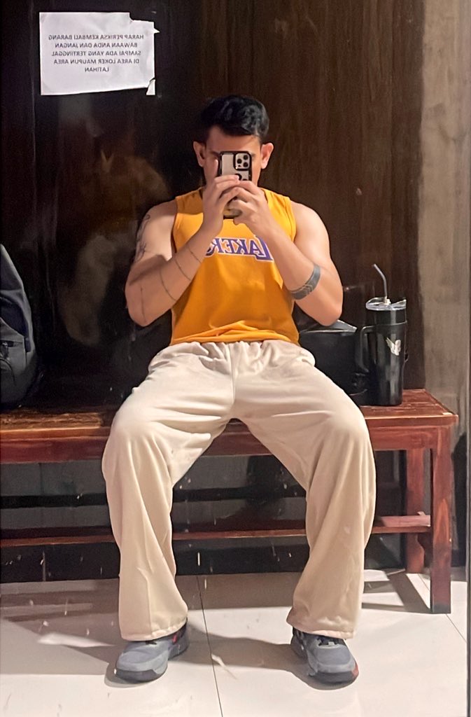 LIUSputra97's tweet photo. #LIUSBACK IN #pijatjakarta
WA : 085176911997

#BOjakarta #bojakpus
#pijatpanggilan #pijatpria
#pijatjakartapusat
#pijatpriajakarta #pijatplusplus
#openbojakarta #massagepria #massagefullservice
#pijatoutcall #Massagejakarta
#MassageBodytobody
#pijatsensual #pijatvitalitas https://t.co/op72e9vunX