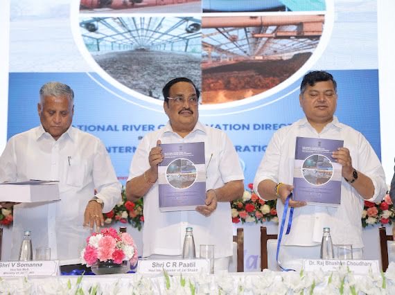 CR_JICAIndia's tweet photo. At the World Water Day Conclave organized by #NMCG Hon’ble Minister for Jal Shakti C. R. Patil launched the Sewage Sludge Management Guidelines developed by the #NRCD in collaboration with JICA
A joint step towards sustainable sludge management
Read more: https://t.co/V22WiQG46G https://t.co/SrcpKZdB5X