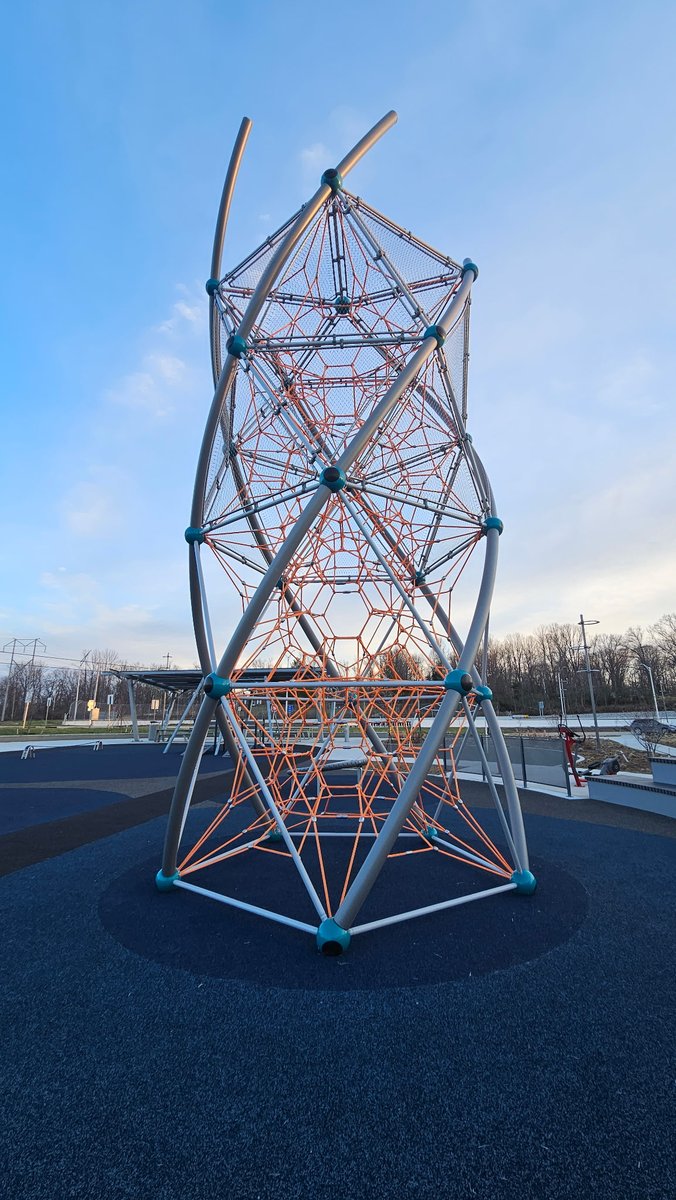 Christina tweet media