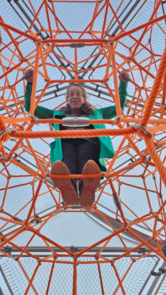 Christina tweet media