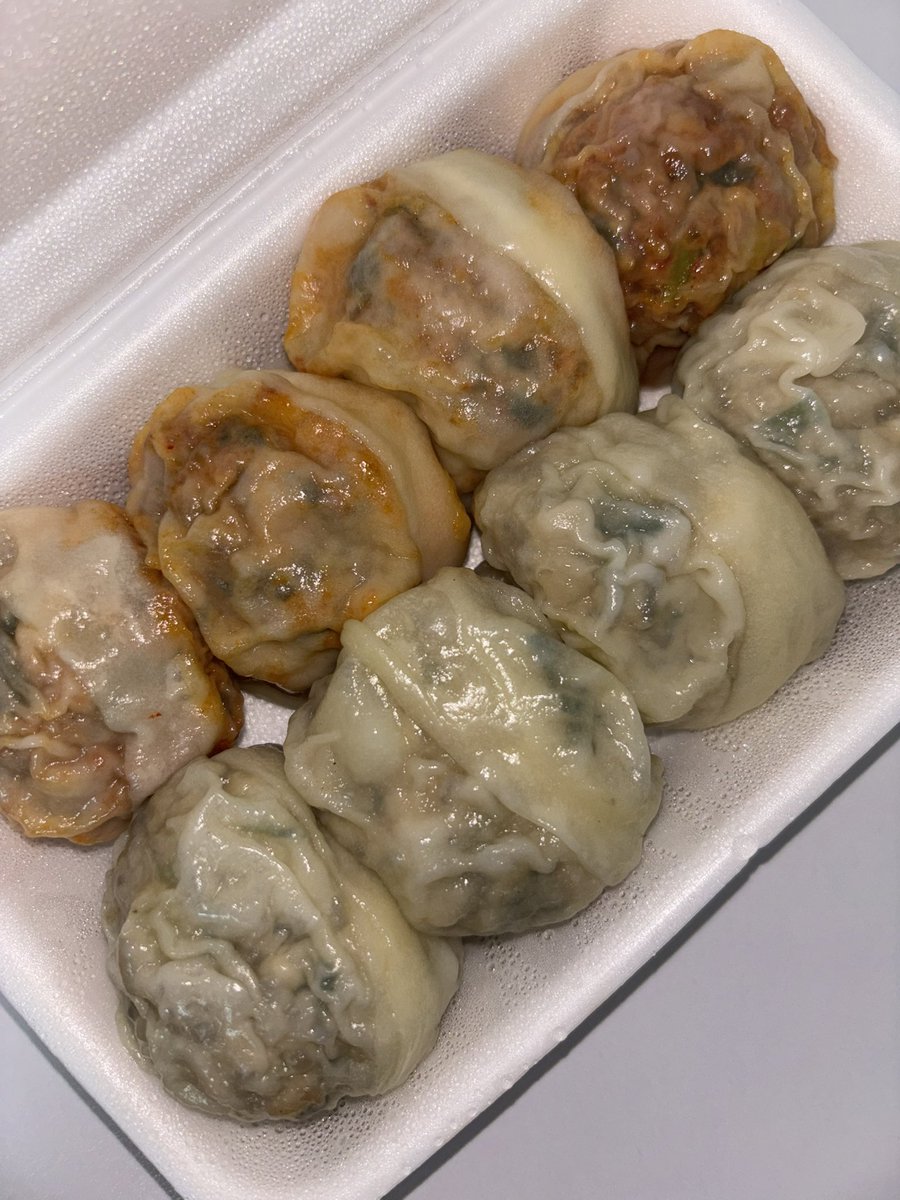 샤샤.. tweet media