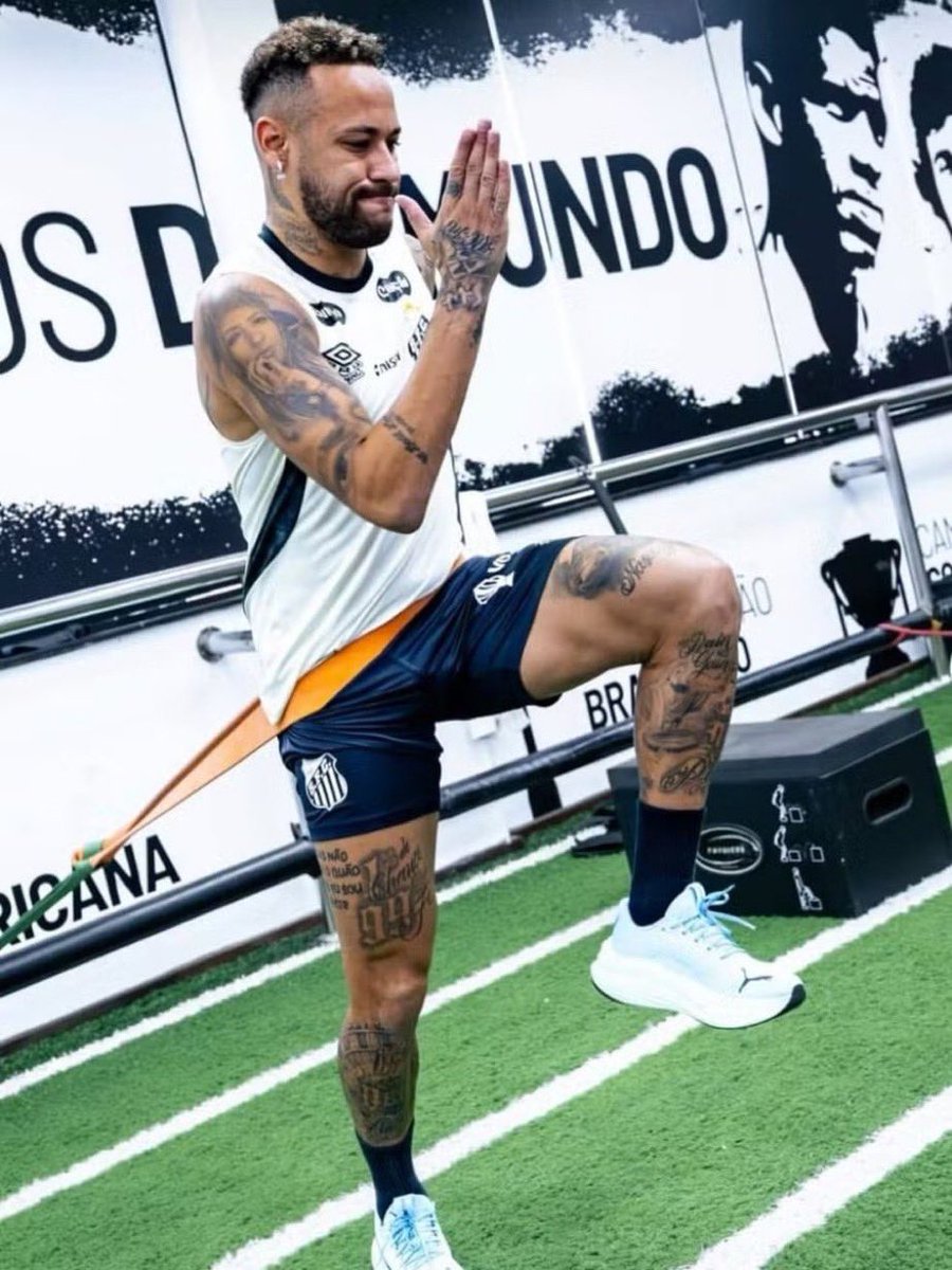 estagiariodoney's tweet photo. 🚨Neymar terá uma regra especial no Santos: ele não vai jogar três vezes em sete dias. A ideia é preservar o físico, evitar lesões e priorizar jogos na Vila Belmiro, pensando também na Seleção Brasileira.

🗞 @lucas_musetti https://t.co/qXZ6pQr5M8