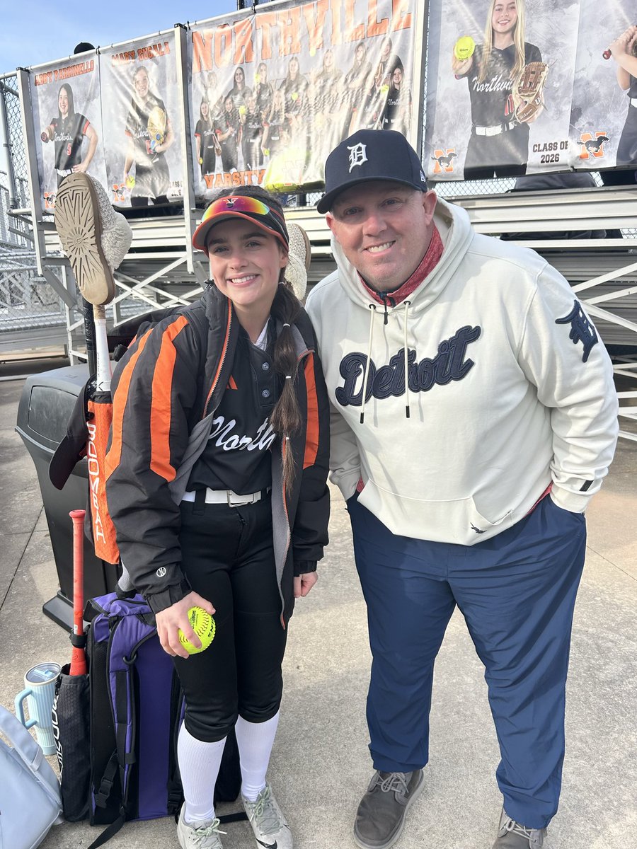 Finesse 15u Compete tweet media