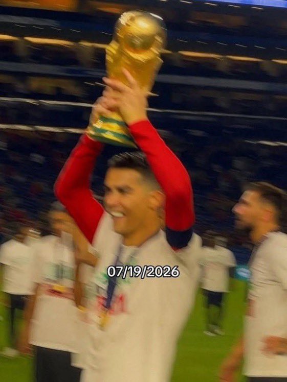 Aya 🦉 tweet media