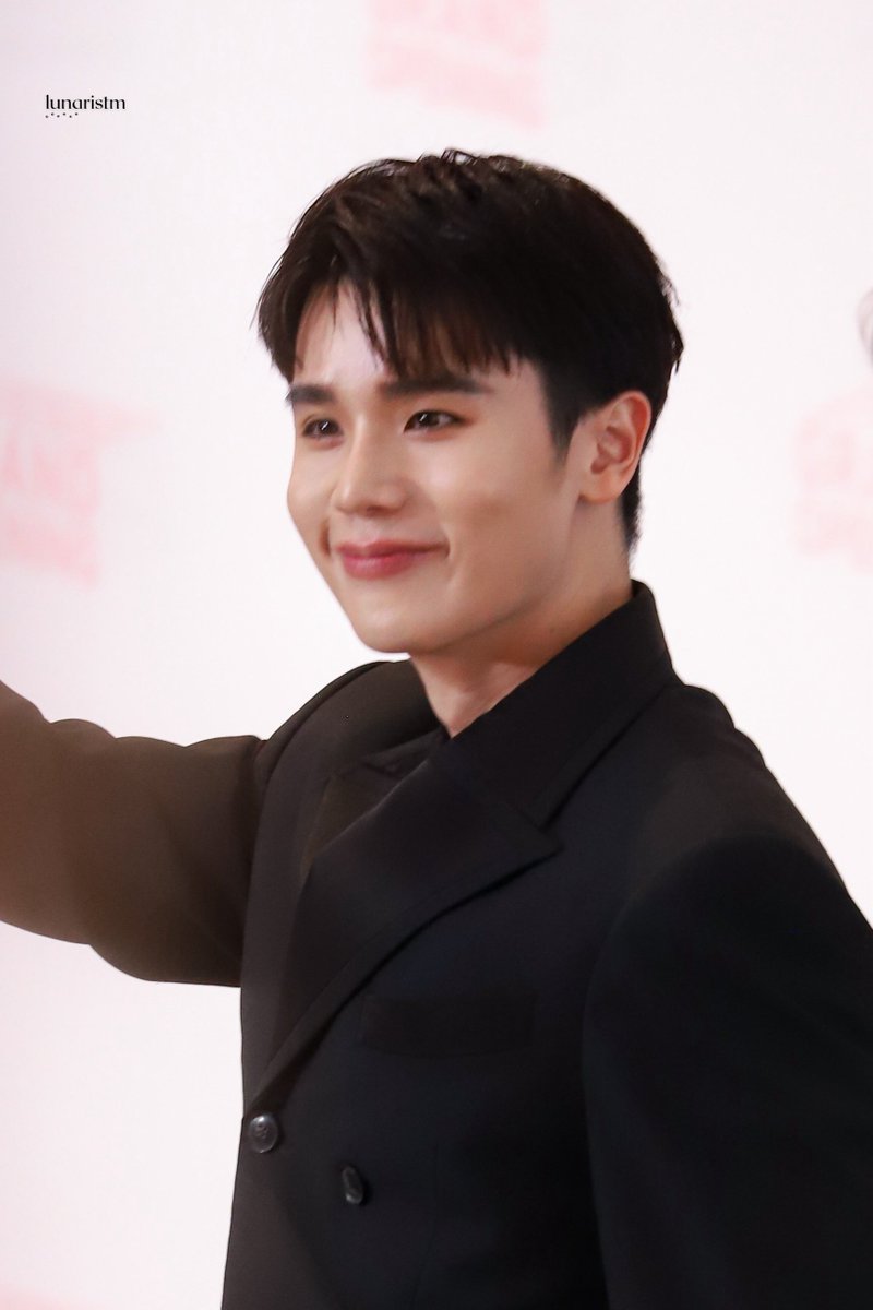 เติมจิมมู่วเต็มถัง 🍯🤎

JIMMY AT HUAWEI SIAM PARAGON 

#HuaweiSiamParagonxJimmy 
#jimmyyjp <a href="/jimmyyjp_/">Thapfah Kittipokin, M.D. Deputy Hospital Director</a>