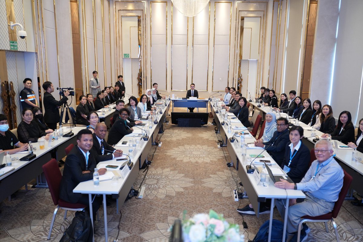 DMScNEWs's tweet image. 📰 NEWS | #กรมวิทยาศาสตร์การแพทย์ ร่วมกับ 14 ประเทศสมาชิก #RPHLNetwork จัดประชุมใหญ่ประจำปี เสริมสร้างความร่วมมือและพัฒนาขีดความสามารถด้านระบบห้องปฏิบัติการสาธารณสุข
อ่านข่าว : shorturl.asia/1OTIo
#FromLabToLife 🌏
#กรมวิทยาศาสตร์การแพทย์ 🧪
#กระทรวงสาธารณสุข 🏥